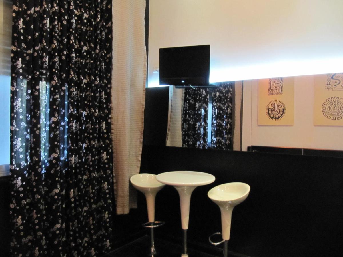 Uman Hotel -Motel- (Adults Only) Buenos Aires Extérieur photo